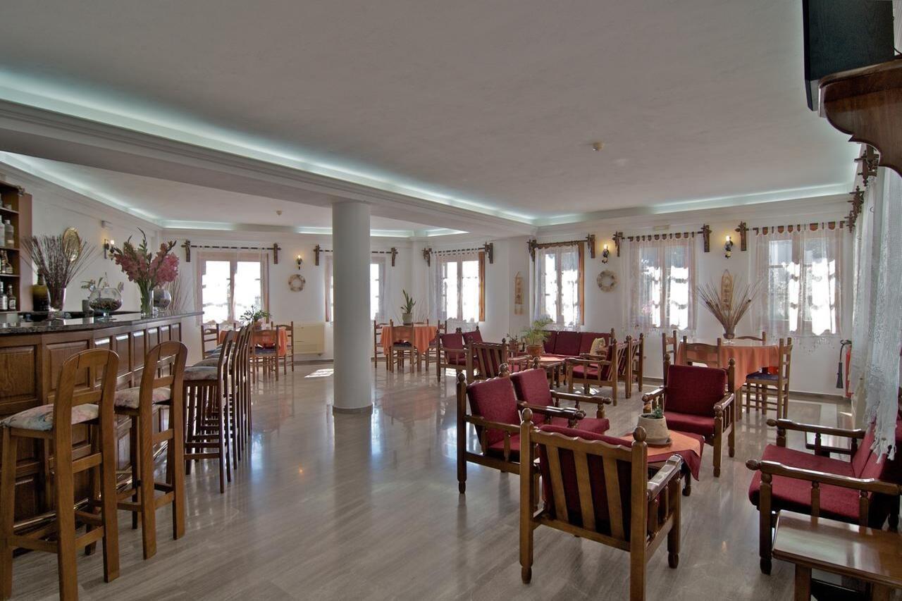 Alex Hotel 图罗斯 外观 照片